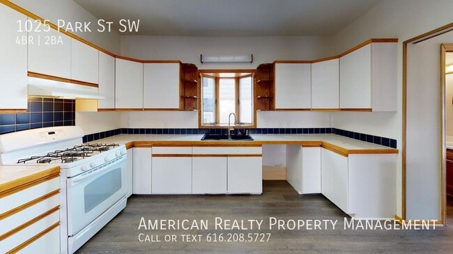 Foto del edificio - 1025 Park St SW