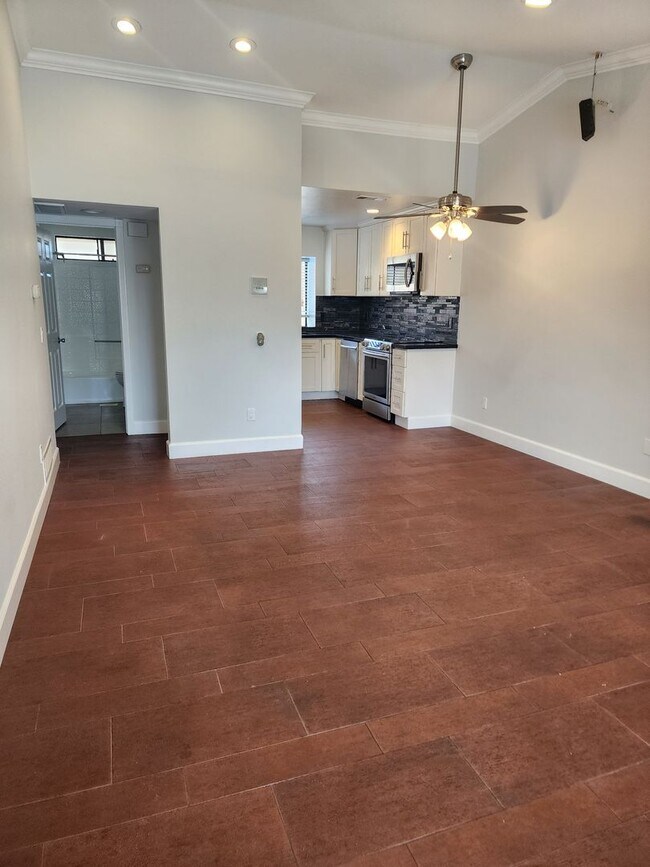 Foto del edificio - Desirable North Park Living - Lovely 2BR/2BA Condo