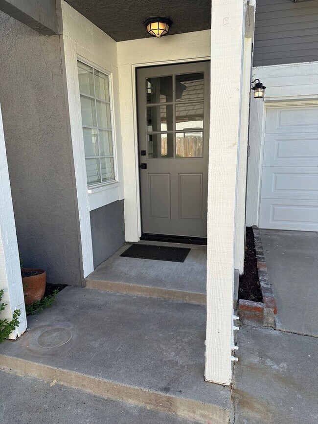 Foto del edificio - Beautifully Renovated Craftsman  4 Bed/2.5...