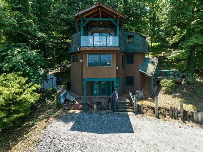 Foto del edificio - 125 Shirley St