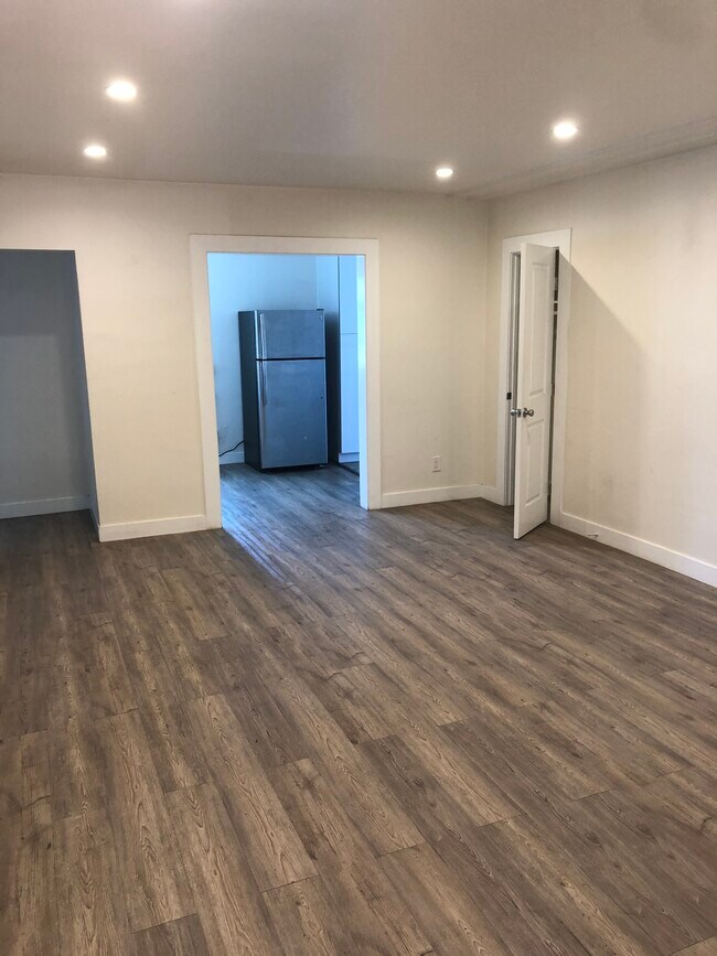 Foto del edificio - 316 N Spaulding Ave Apartments