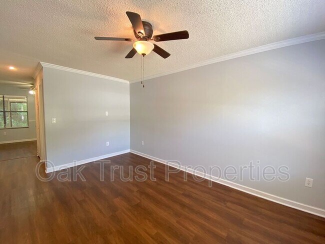 Building Photo - 6279 Lucille Dr