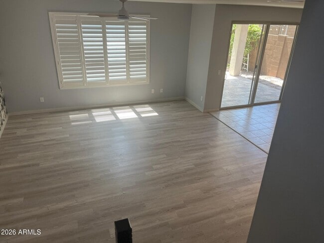 Foto del edificio - 22047 N 28th Pl