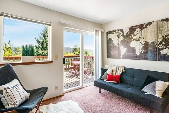 living space - University Heights