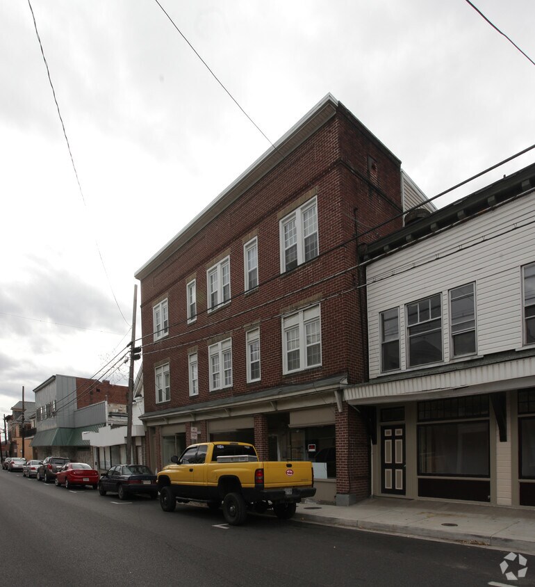 Building Photo - 215 Virginia Ave