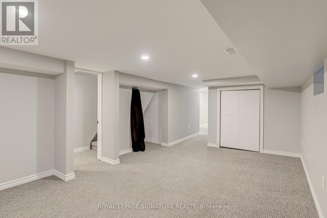 Building Photo - 47 Harvey St