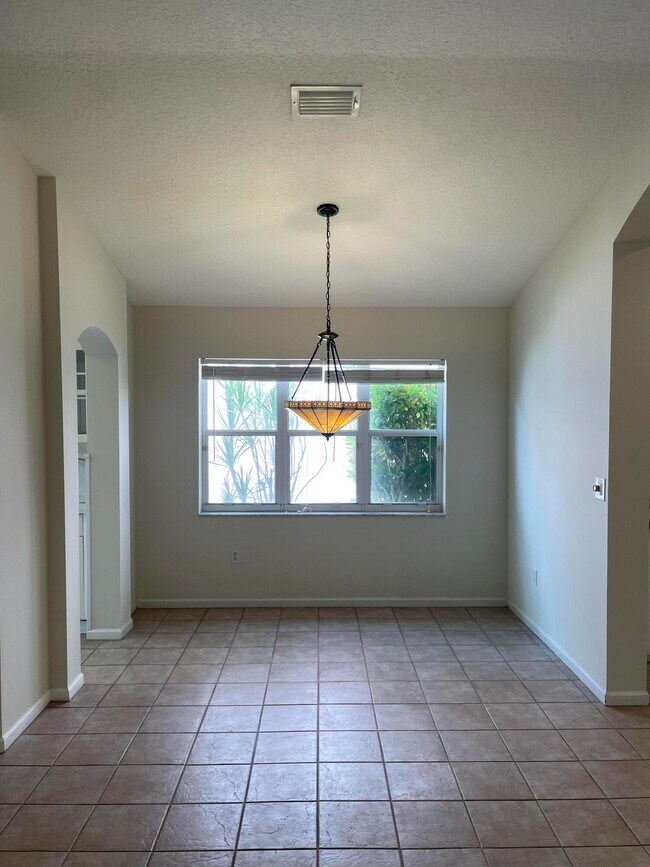 Foto del edificio - 5140 Marla Dr