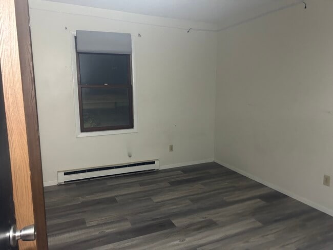 Building Photo - 14264 Prospect Rd