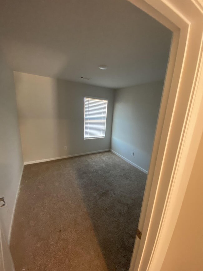 Building Photo - 5122 Shirley Ct