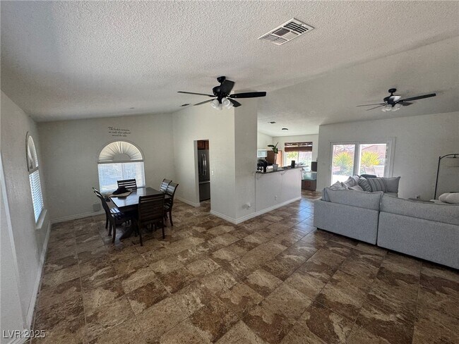 Building Photo - 7980 Rye Canyon Dr