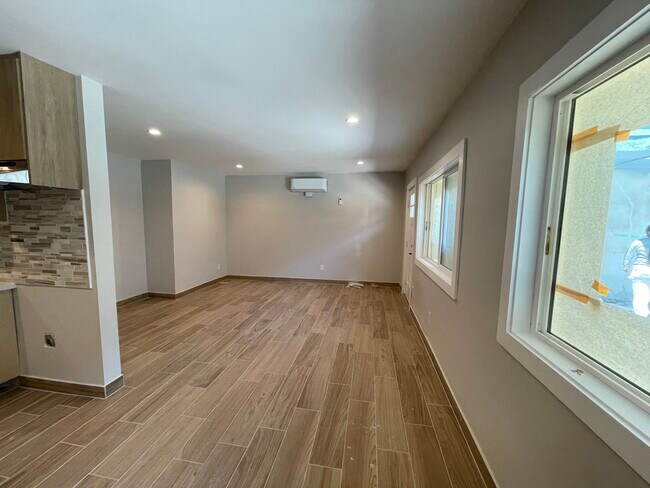 Foto del edificio - 20301 Cohasset St