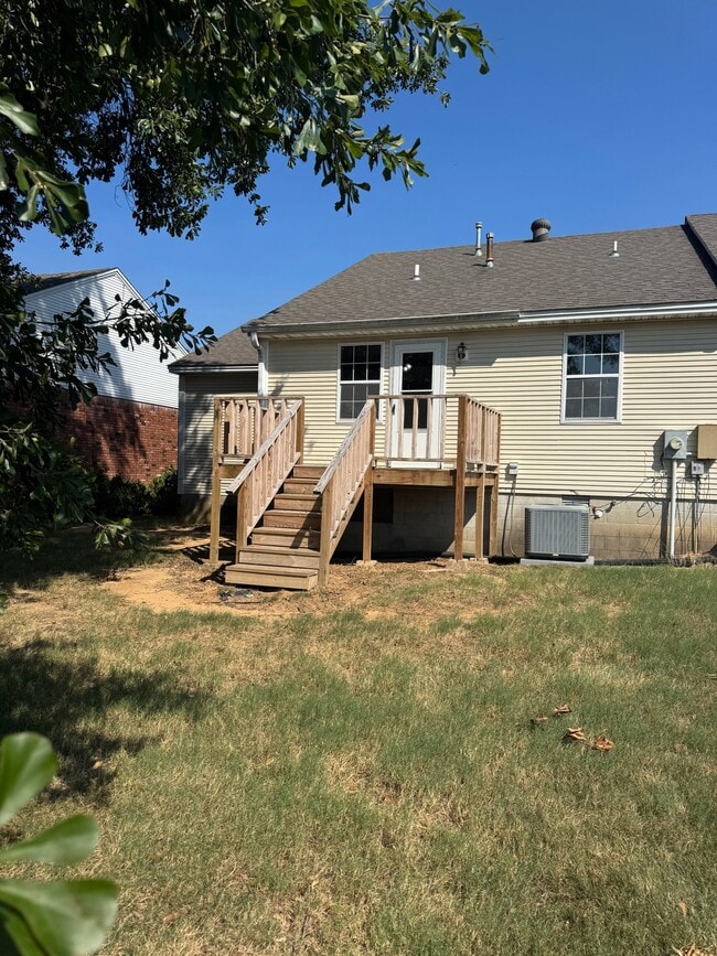 Building Photo - 2621 Oak Meadow Pl