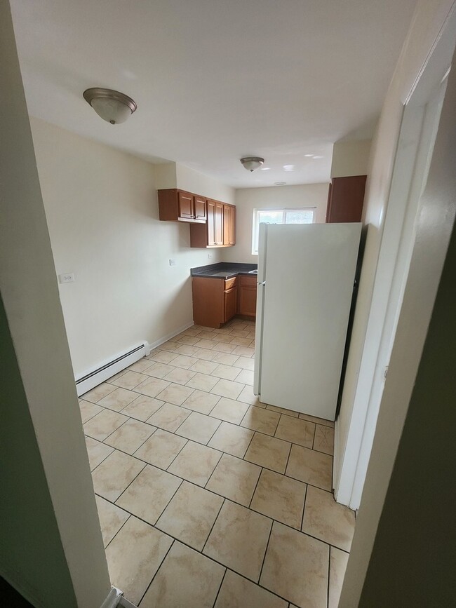 Foto del edificio - 7455 N Ridge Blvd