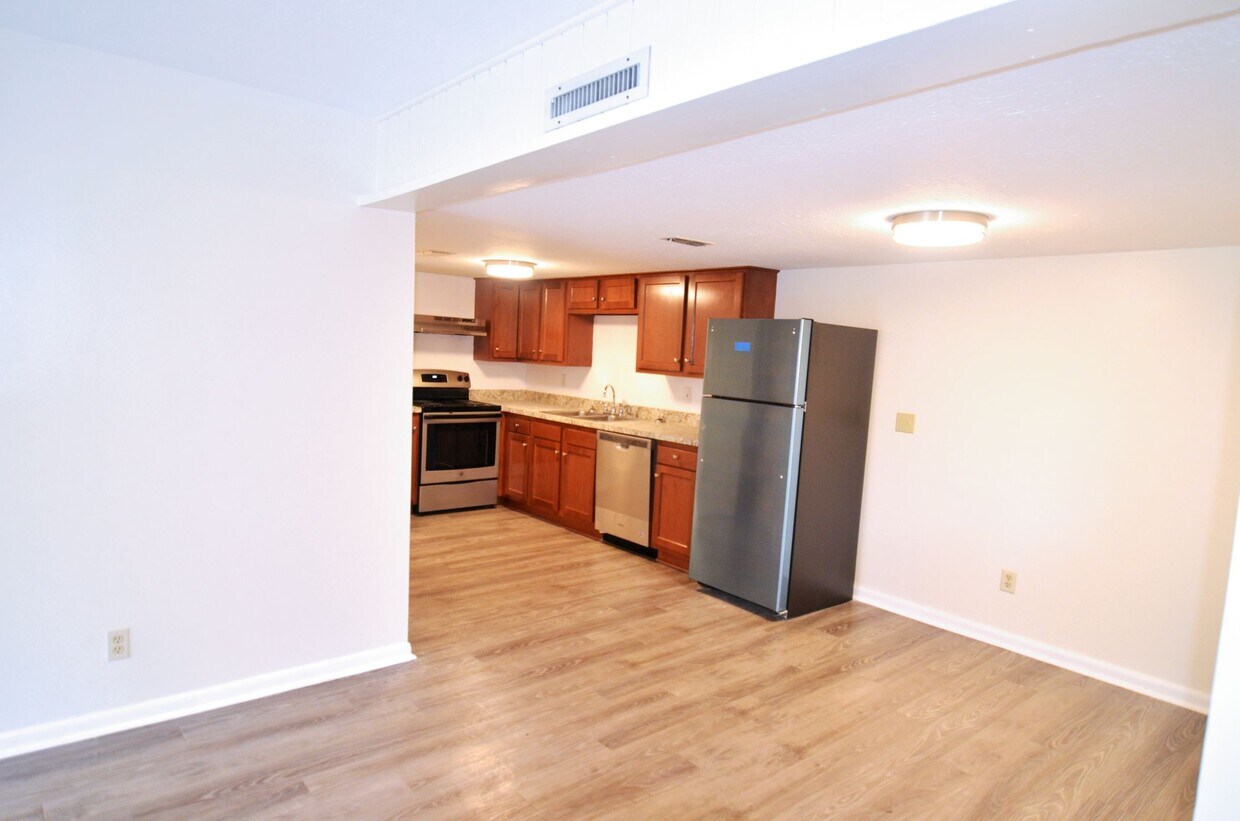 Open Floor Plan - 220 Stowe Ave