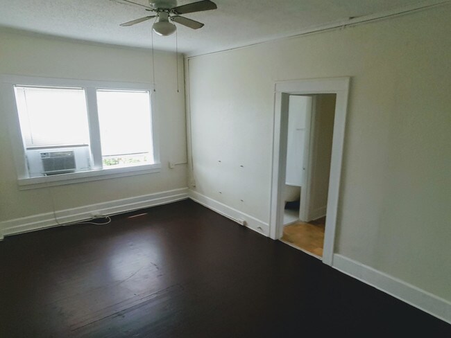 Foto del edificio - 524 Dr MLK Jr St S