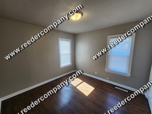 Foto del edificio - Remodeled 3 bedroom home in Hessville