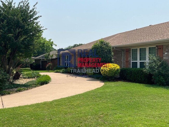 Photo - 6400 Espana Dr Townhome