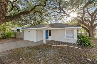 Building Photo - 206 George Bush Dr E