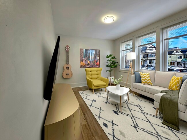 Building Photo - 5 Kenmore Ave