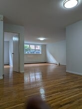 Building Photo - 385 Park Ave