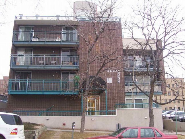 Building Photo - 830 Sherman St