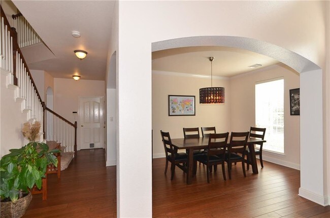 Building Photo - 1107 Hollybrook Cove