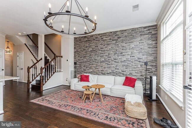 Building Photo - 42753 Stadler Ln