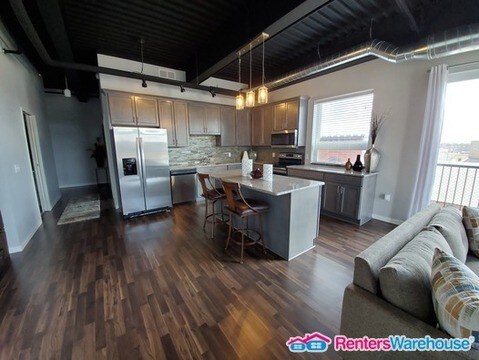 Foto del edificio - 523 W St Germain St