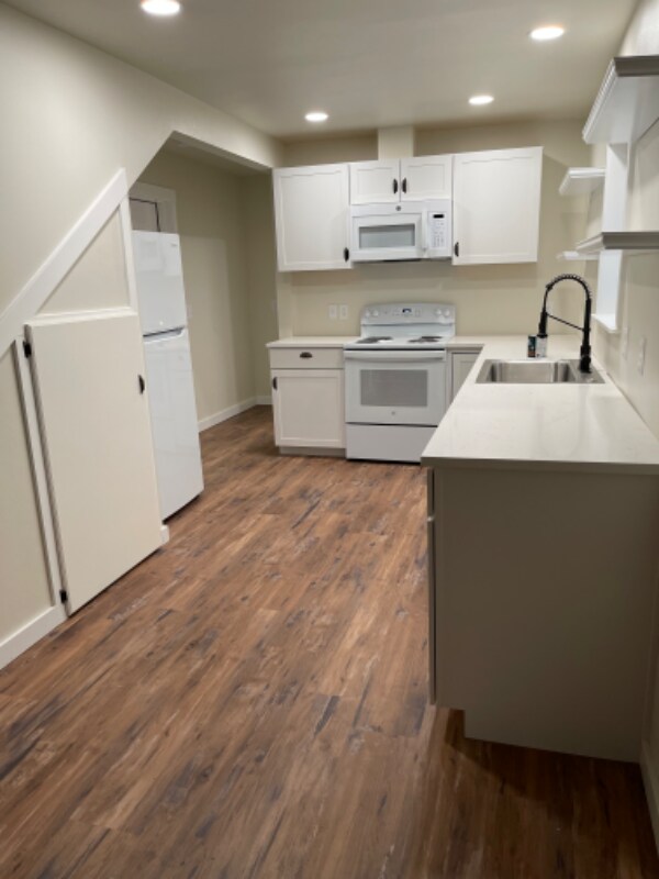 Foto del edificio - 415 Central Ave