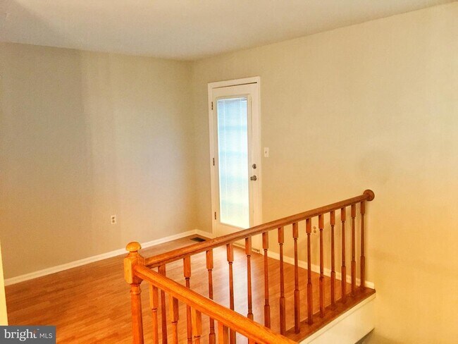 Building Photo - 12219 Thorn Grove Pl