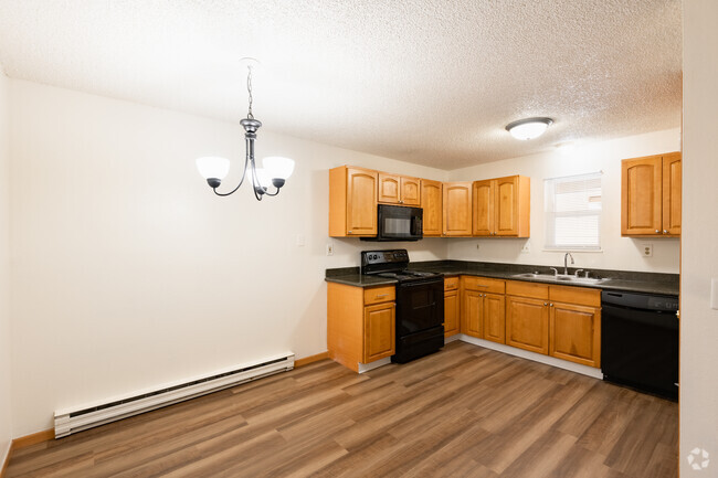 2BD, 2BA - 990-1.200SF - The Port Apartments