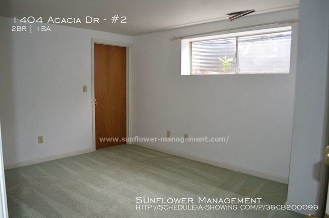 Building Photo - ROOMS FOR RENT MINUTES FROM UCCS