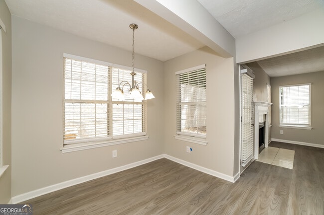 Foto del edificio - 1097 Hidden Brook Trail