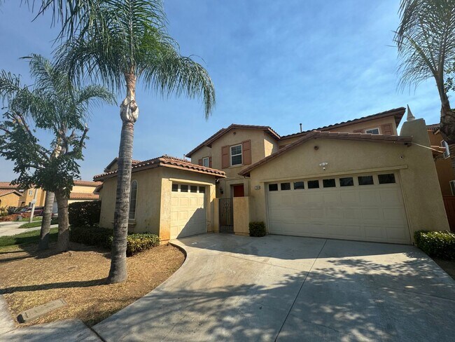 Building Photo - Beautiful Home in the Heart of Perris