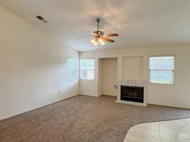 Building Photo - 10217 Polo Saddle Dr