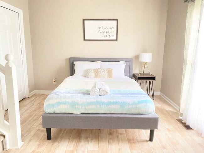 Foto del edificio - 1345 Yorktown Dr NW