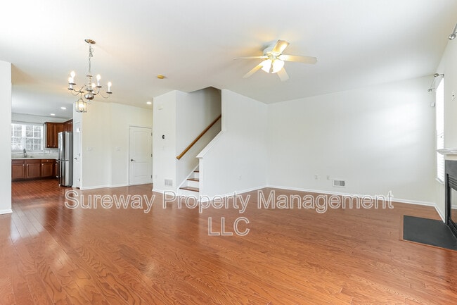 Building Photo - 1610 Fela Dr