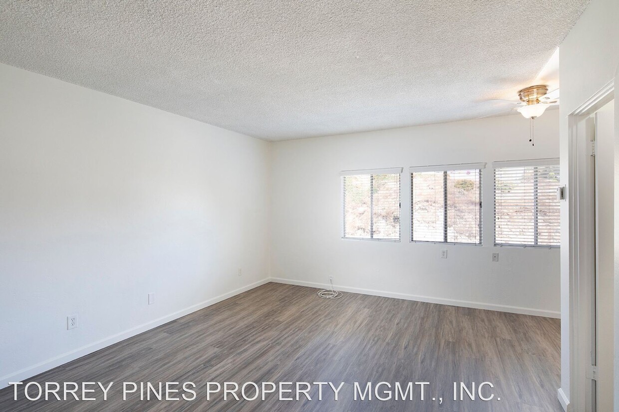 Foto principal - 3655 Keating St