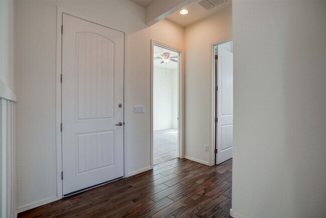 Foto del edificio - 3 bed 2 bath home for Rent in Quailwood!