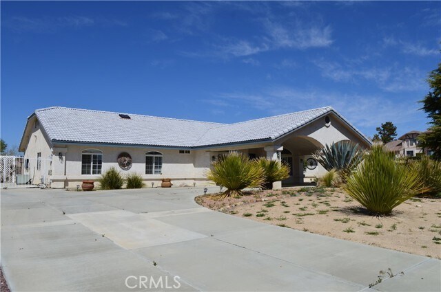 Foto principal - 13616 Cronese Rd