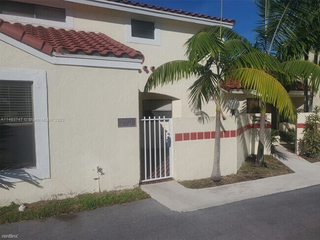 Building Photo - 3 br, 2 bath House - 2507 San Remo Cir