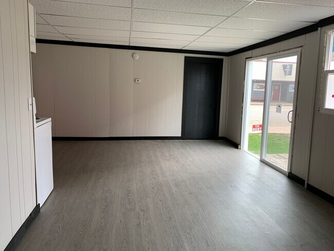 Foto del edificio - 26093 W Mondovi St