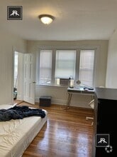 Building Photo - 244 Kelton St