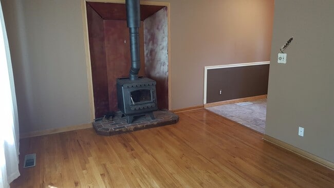 Building Photo - 2505 Brookside Ct