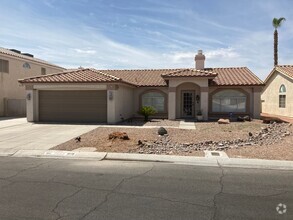 Building Photo - 2583 Hummingbird Hill Ave