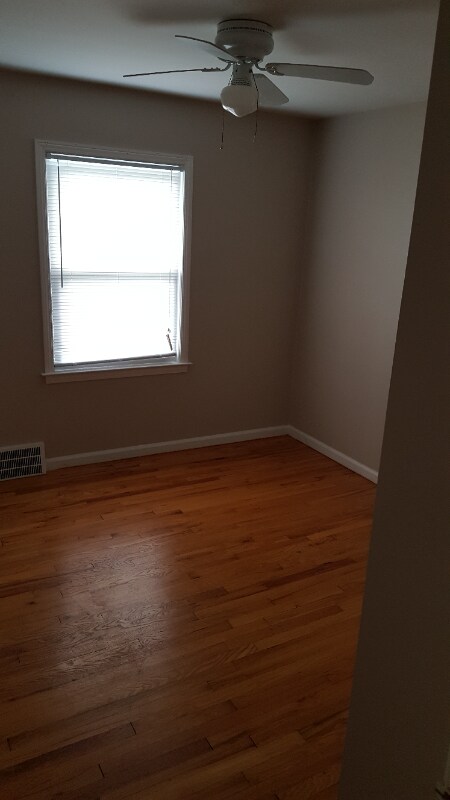 Foto del edificio - 13660 Manhattan St