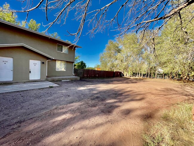Building Photo - Affordable Pet-Friendly Three Bedroom Dupl...
