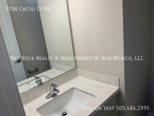 Building Photo - 3706 Cacto Ct