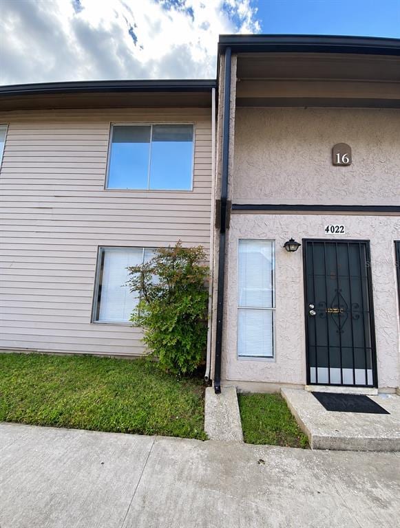 Building Photo - 4022 Henley Rd