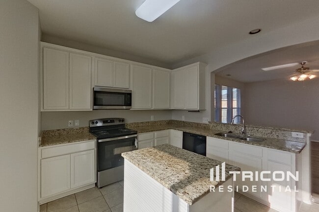 Building Photo - 1470 Waldrop Dr